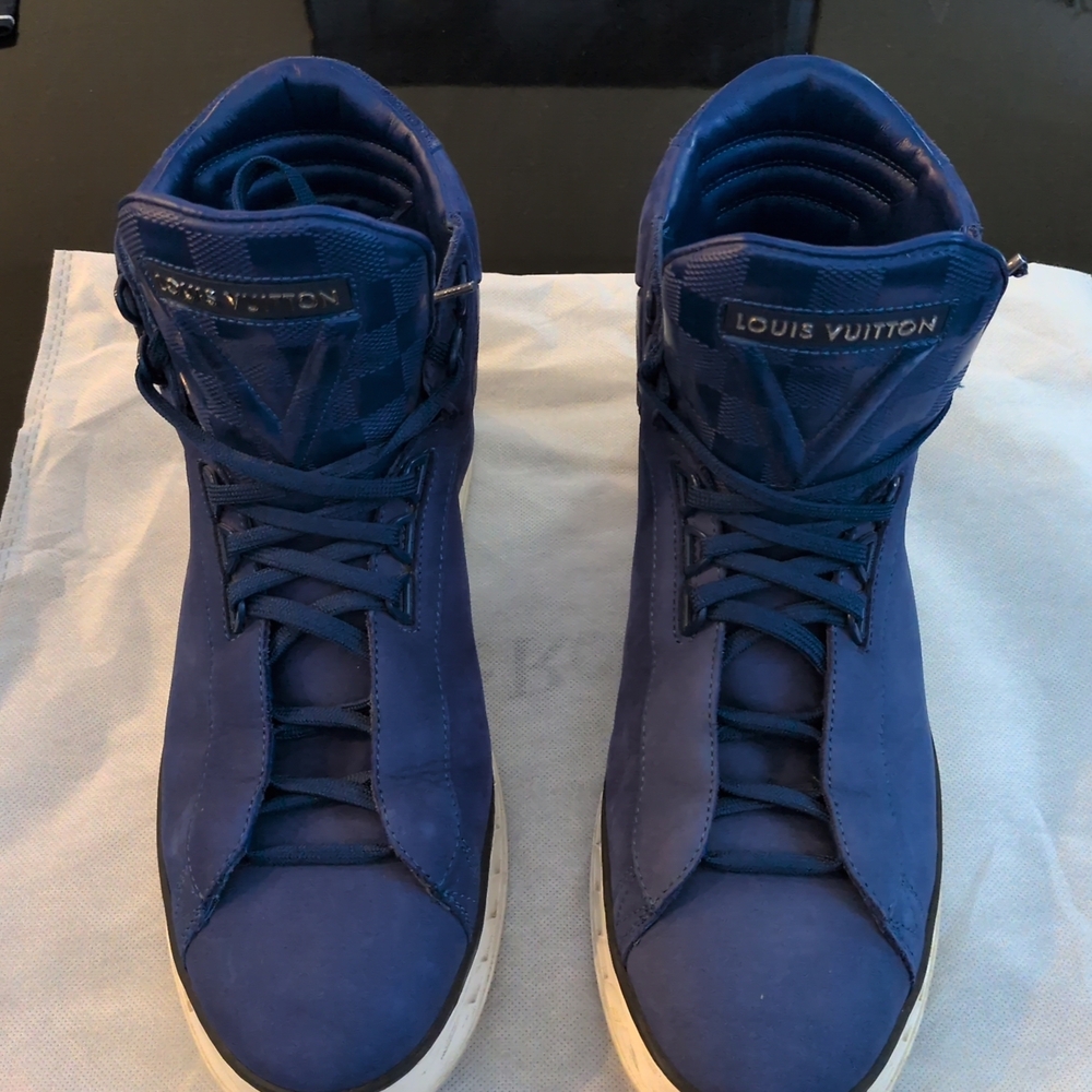 LOUIS VUITTON Street Light Sneakers, Nubuck & Damier Patterned Leather. US 9.5 M